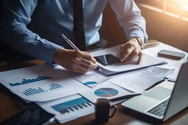 出逃人员法律责任是什么